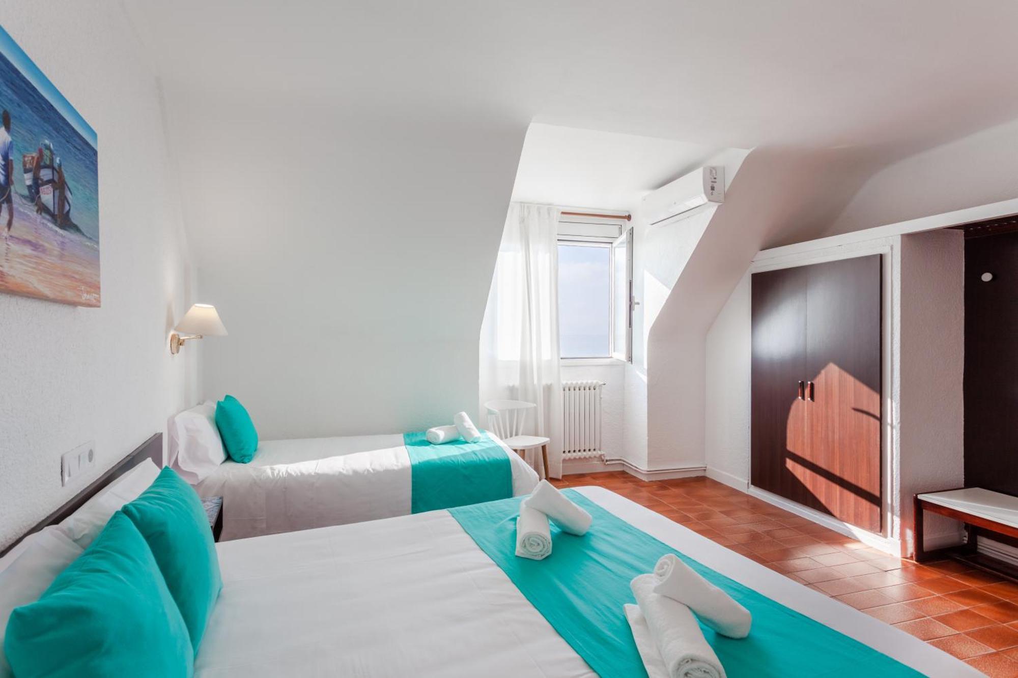 Checkin Torredembarra Hotel Екстериор снимка