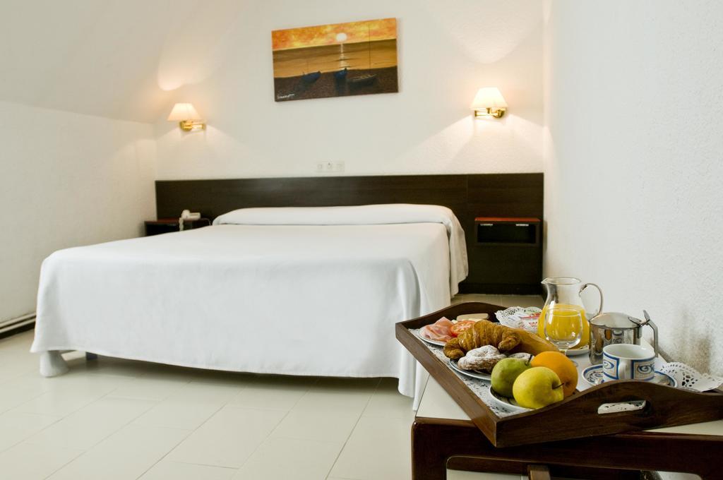 Checkin Torredembarra Hotel Екстериор снимка