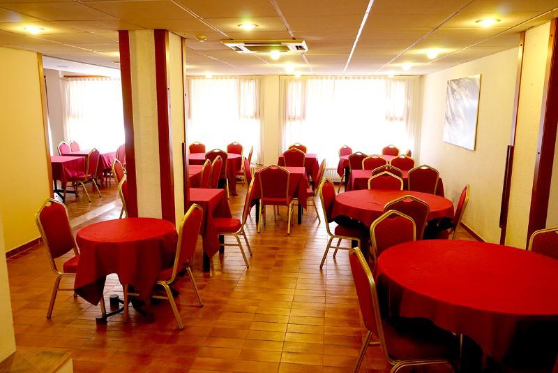 Checkin Torredembarra Hotel Екстериор снимка
